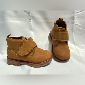 🥾OshKosh - Gunther Toddler Boys Boot - size 5